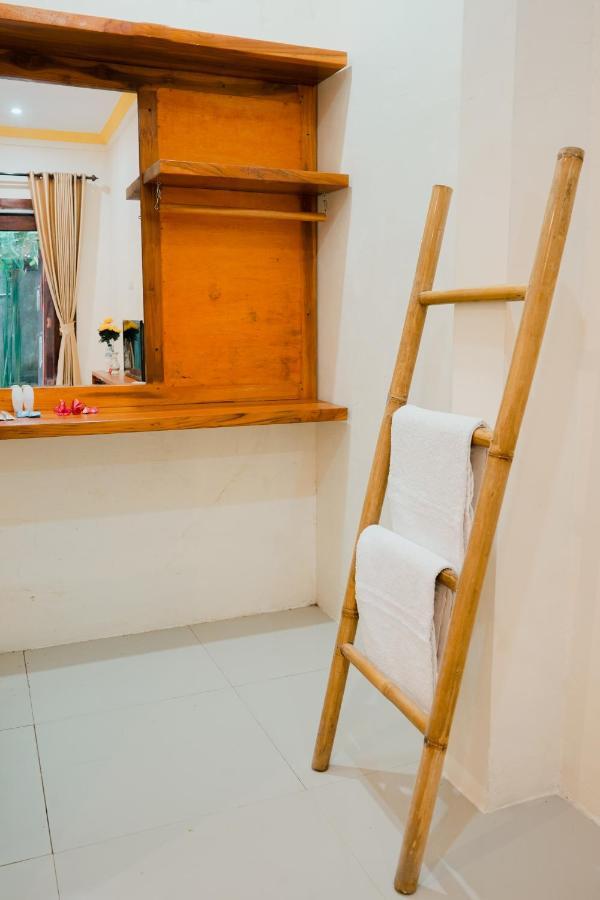 Zamzam Anjani Villa Lombok Praya Exteriör bild