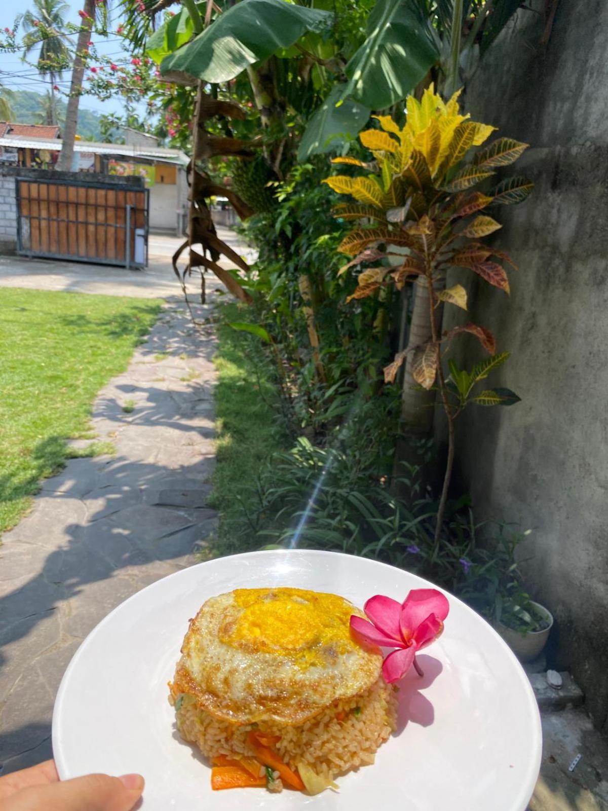 Zamzam Anjani Villa Lombok Praya Exteriör bild