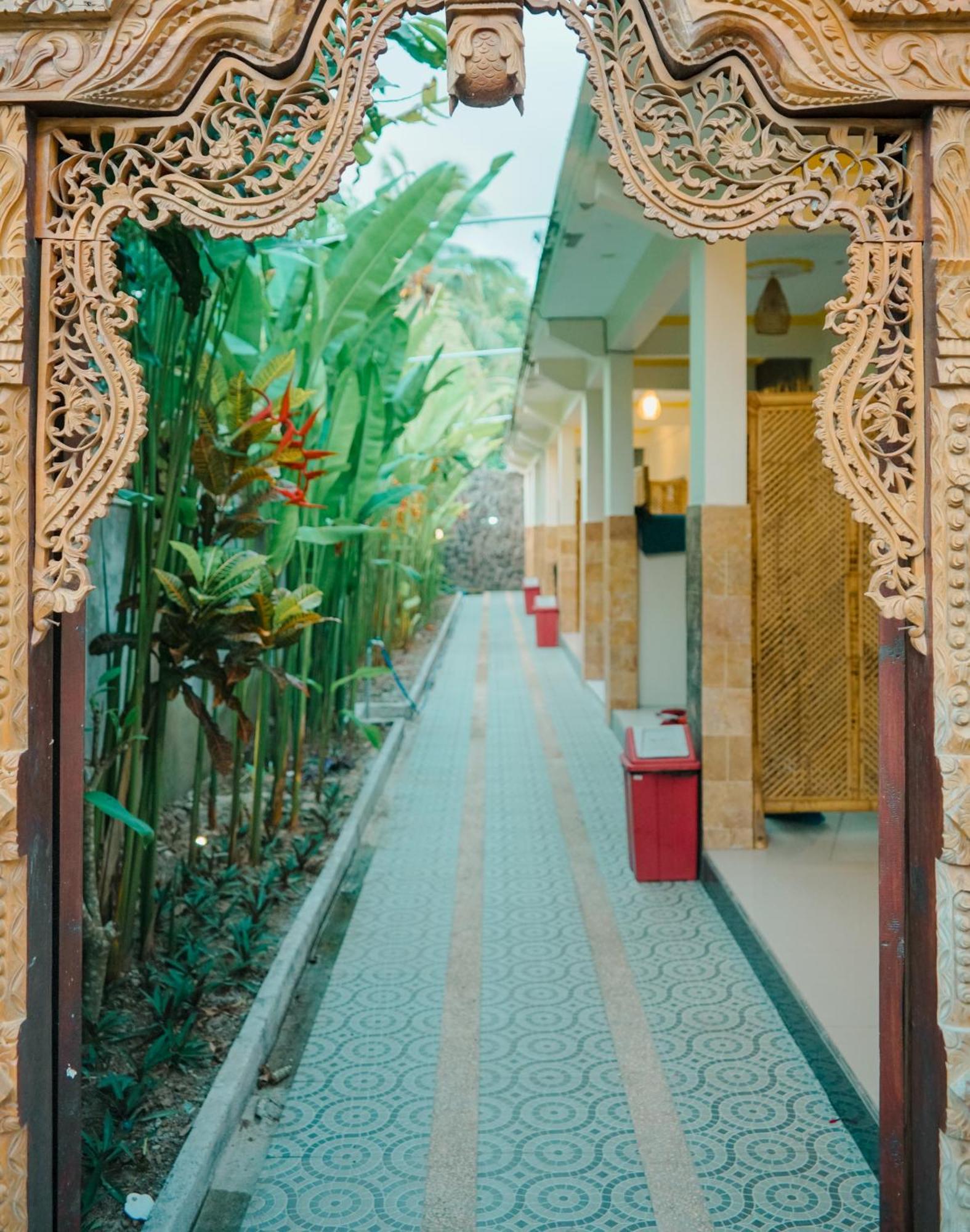 Zamzam Anjani Villa Lombok Praya Exteriör bild